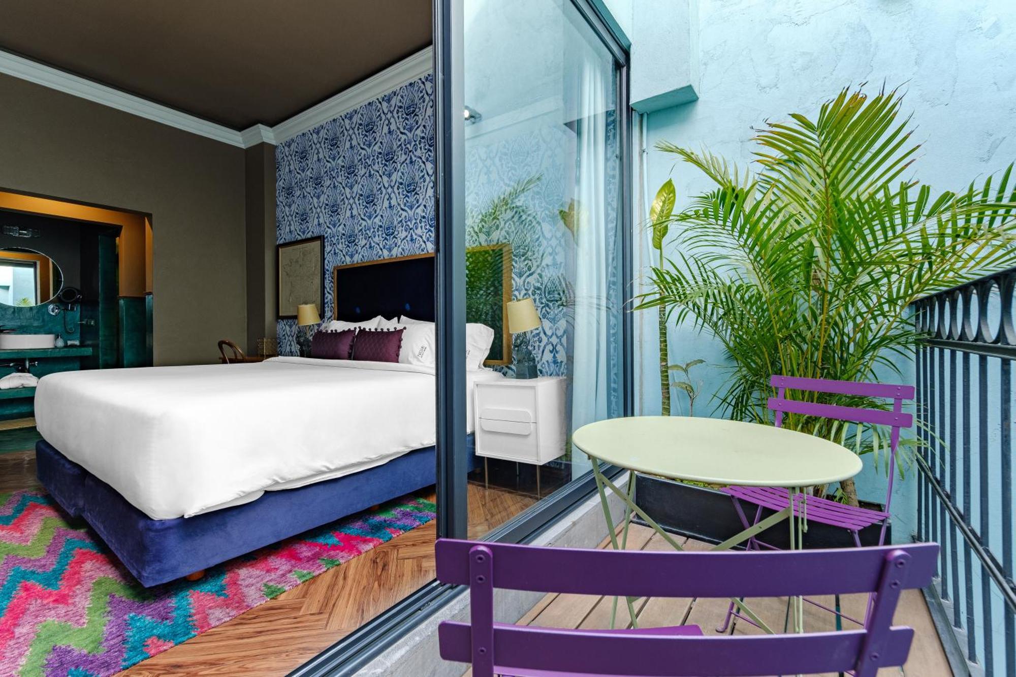 Pug Seal Polanco Anatole France Hotel Kota Meksiko Bagian luar foto